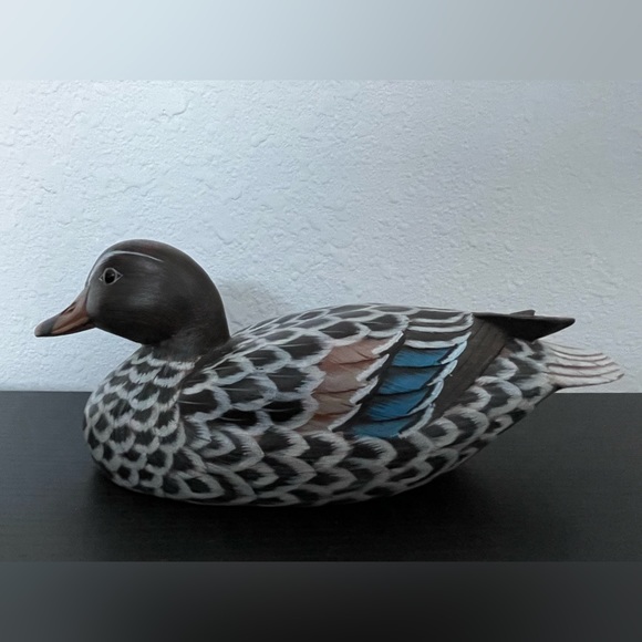 Vintage Handmade Wood Female Mallard Duck, Sculpture. - Picture 2 of 7